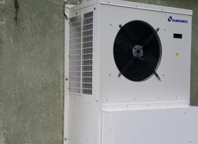 Dobave in montaže klimatizacije za IT in telekomunikacijske prostore. Servis klimatizacije za IT in telekomunikacije prostore. Vzdrževanje klimatizacije za IT in telekomunikacije prostore. Dobave in montaže klimatskih naprav Goriška. 